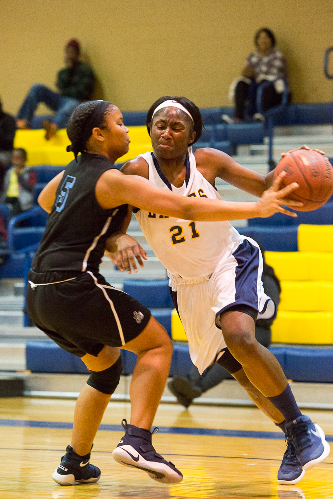 WBB: Eagles Fall to Clinton College